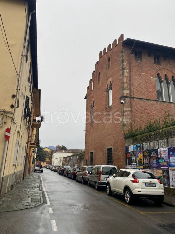 appartamento in vendita a Lucca in zona Torre