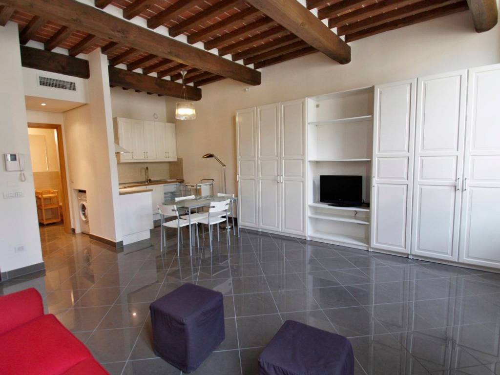 appartamento in vendita a Lucca in zona Centro Città