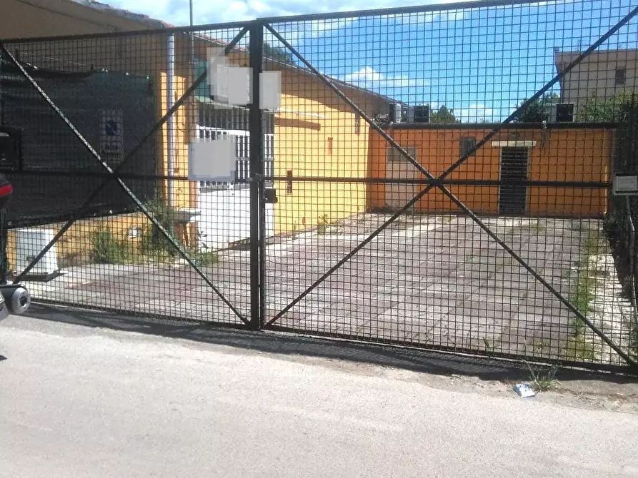 ufficio in vendita a Lucca in zona Centro Città