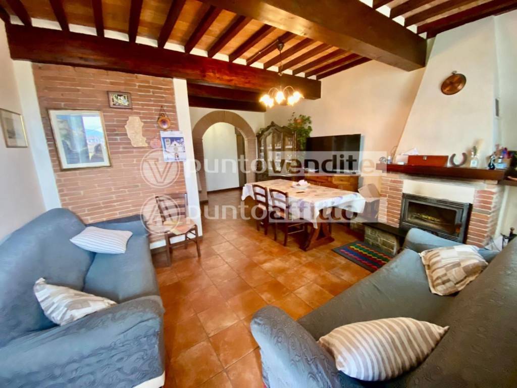 appartamento in vendita a Lucca in zona zona San Vito