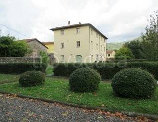 casa indipendente in vendita a Lucca in zona Ponte a Moriano