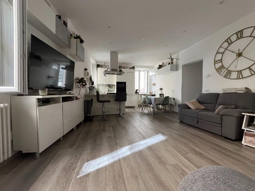 appartamento in vendita a Lucca in zona Centro Città