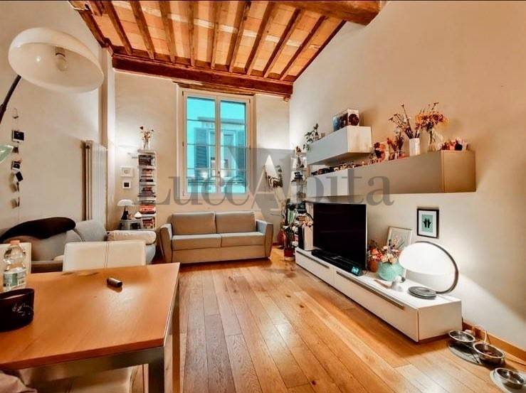 appartamento in vendita a Lucca in zona Centro Città
