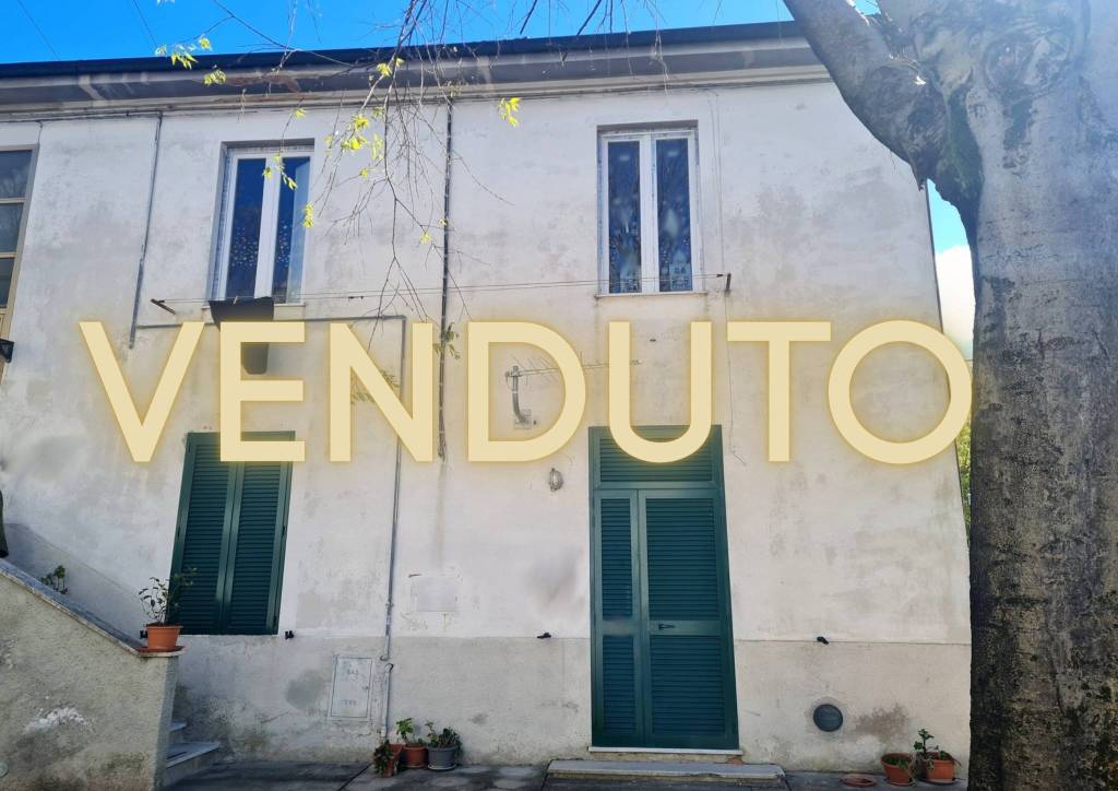 appartamento in vendita a Lucca in zona zona San Vito