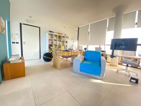 ufficio in vendita a Lucca in zona Zona San Concordio