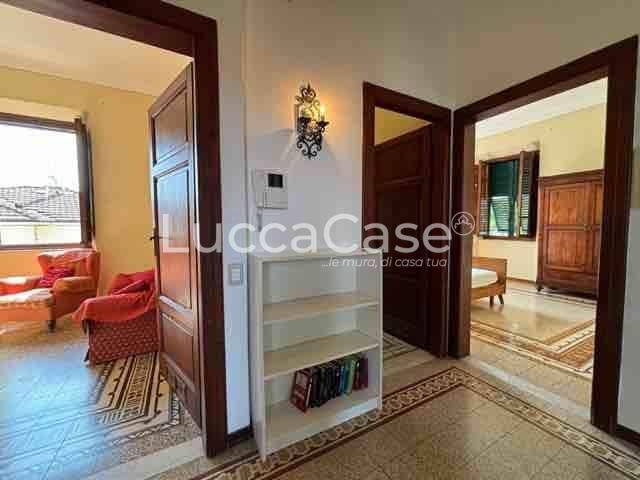 casa indipendente in vendita a Lucca in zona Centro Città