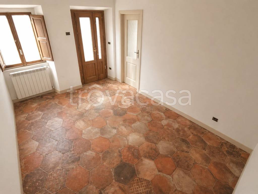 casa indipendente in vendita a Lucca in zona Ponte a Moriano