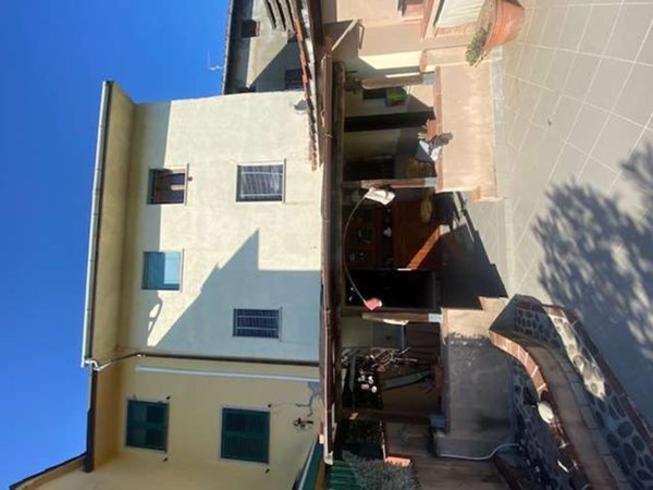 appartamento in vendita a Lucca in zona Piazzano