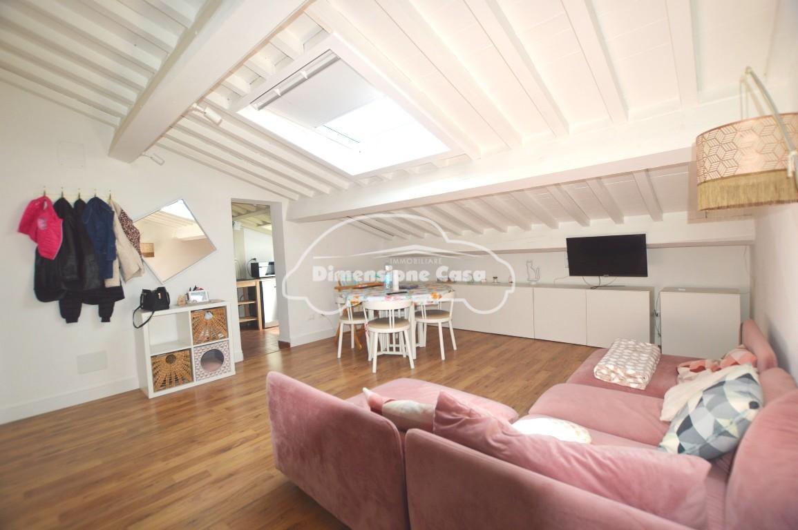 appartamento in vendita a Lucca in zona zona Arancio