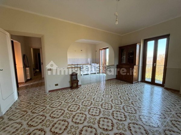 casa indipendente in vendita a Lucca in zona Chiatri