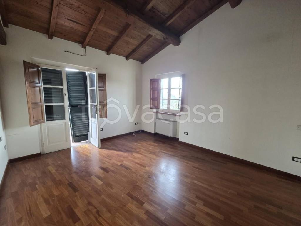 appartamento in vendita a Lucca in zona Picciorana