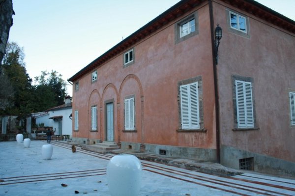 villa in vendita a Lucca in zona Vicopelago