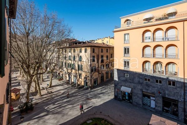 appartamento in vendita a Lucca in zona Centro Città