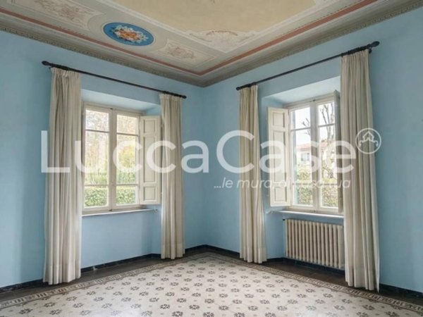 casa indipendente in vendita a Lucca in zona zona Sorbano