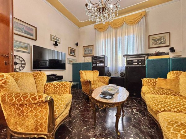 casa indipendente in vendita a Lucca in zona zona San Vito