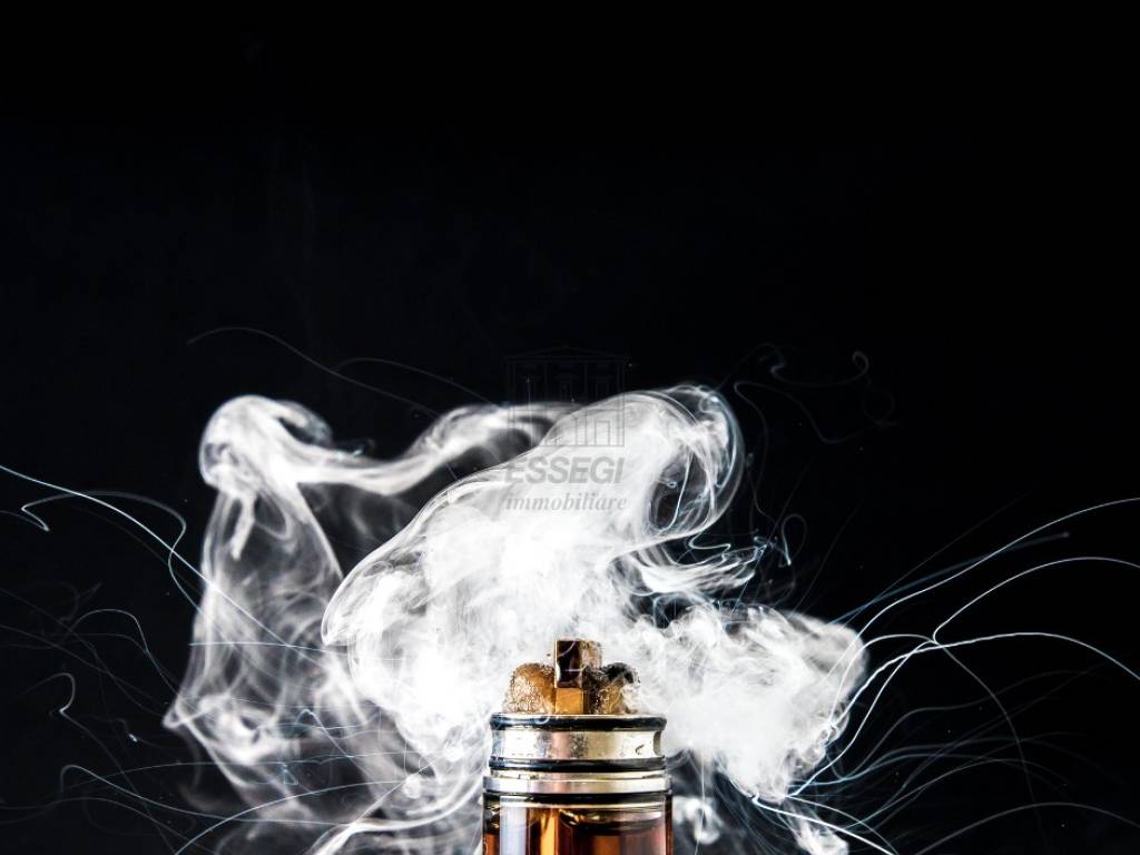 negozio in vendita a Lucca in zona Zona San Concordio