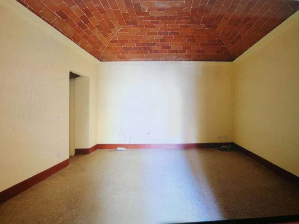 negozio in vendita a Lucca in zona Centro Città