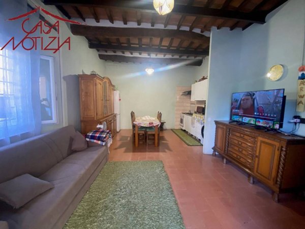 appartamento in vendita a Lucca in zona Pozzuolo