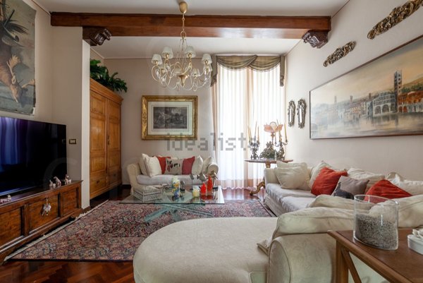 appartamento in vendita a Lucca in zona Centro Città