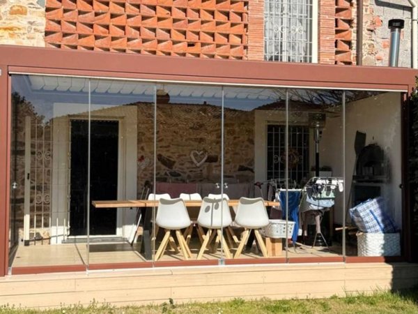 casa indipendente in vendita a Lucca in zona Picciorana