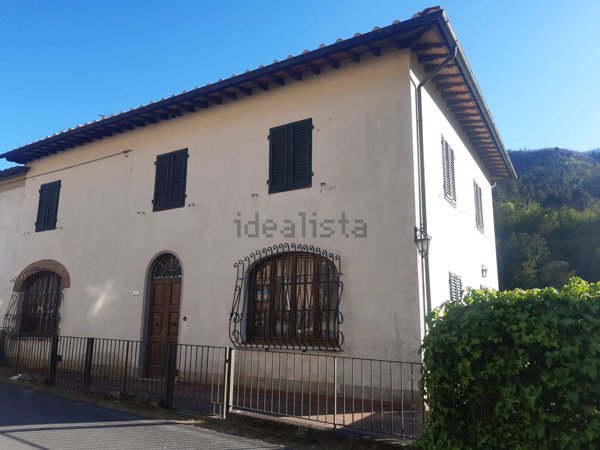 casa indipendente in vendita a Lucca in zona Torre