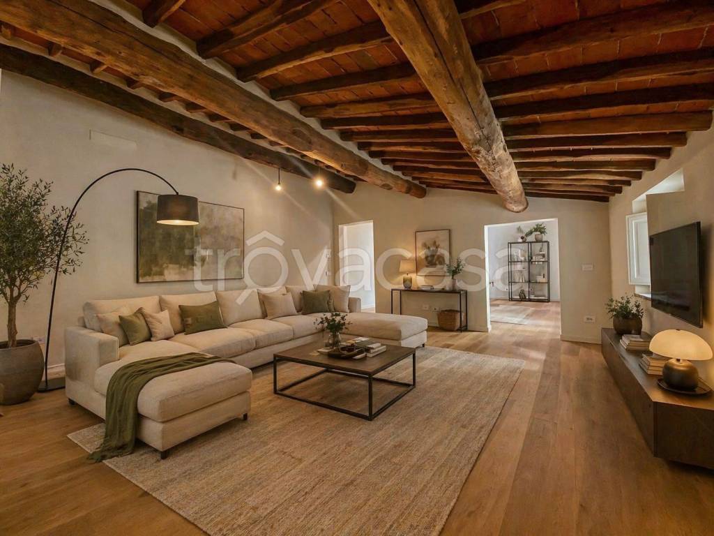 appartamento in vendita a Lucca in zona Centro Città