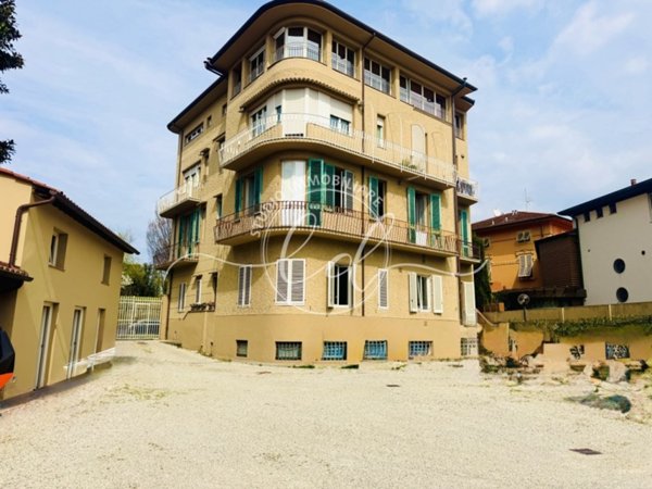 appartamento in vendita a Lucca in zona Centro Città