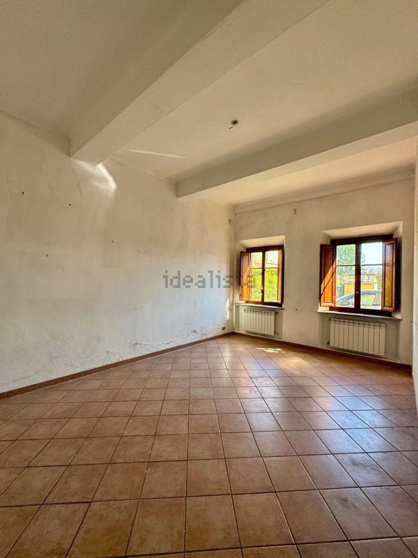 casa indipendente in vendita a Lucca in zona San Pietro a Vico