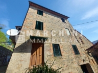 casa indipendente in vendita a Lucca