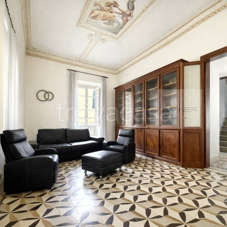 casa indipendente in vendita a Lucca in zona Sant'Anna