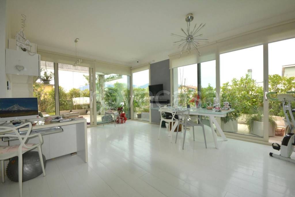 appartamento in vendita a Lucca in zona Centro Città