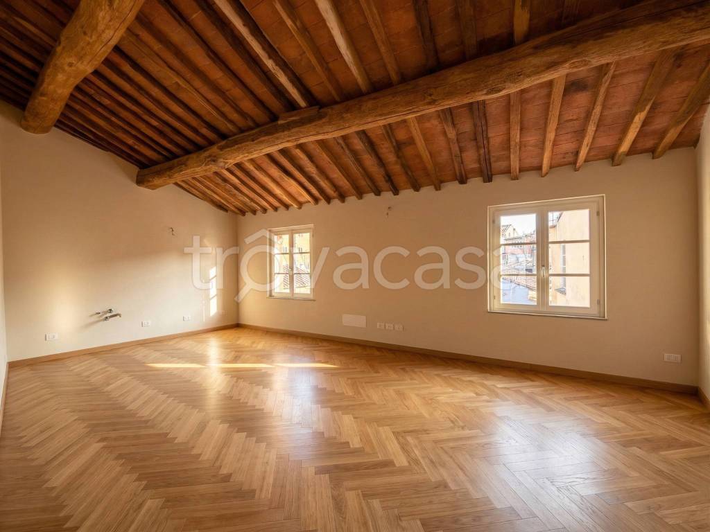 appartamento in vendita a Lucca in zona Centro Città