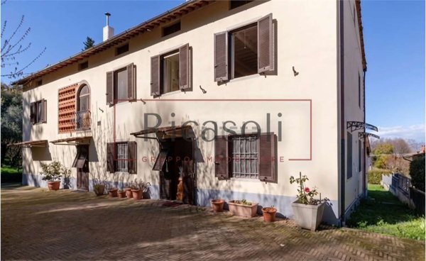 casale in vendita a Lucca in zona Montuolo