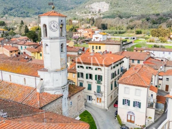 appartamento in vendita a Lucca in zona Santa Maria del Giudice