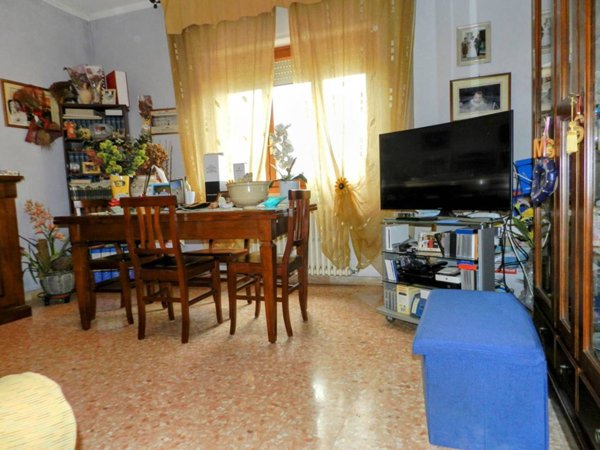 casa indipendente in vendita a Lucca in zona Picciorana