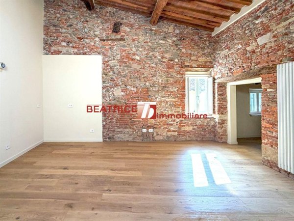 appartamento in vendita a Lucca in zona Centro Città