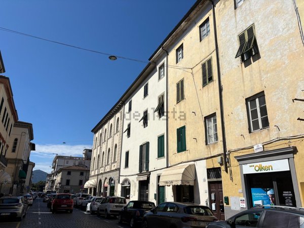 appartamento in vendita a Lucca in zona zona San Marco