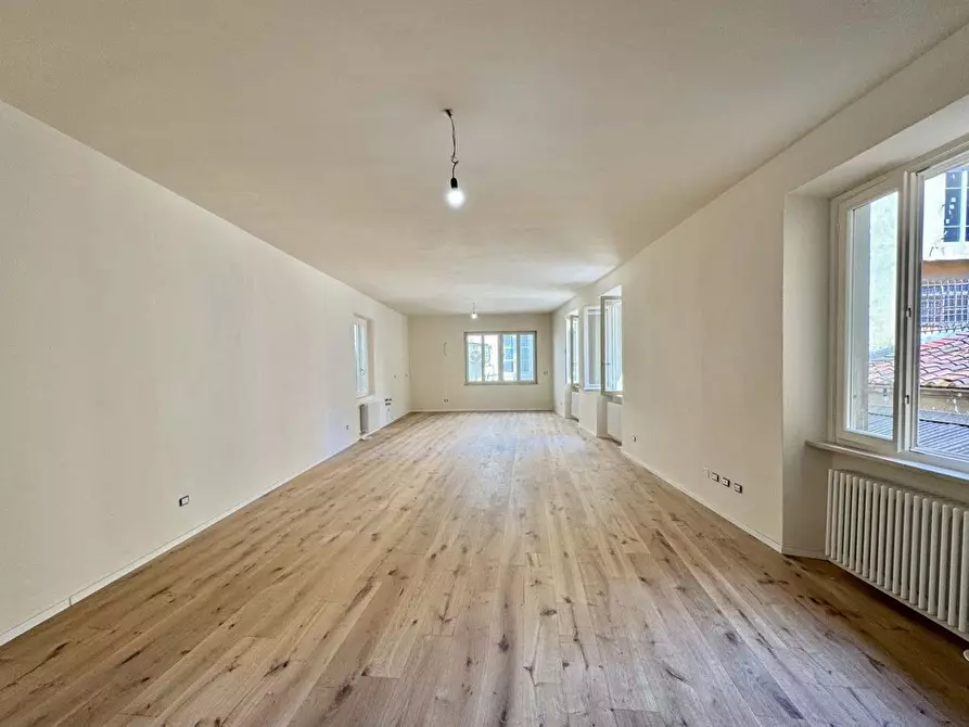 casa indipendente in vendita a Lucca in zona Centro Città