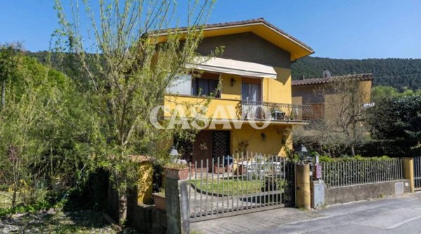 appartamento in vendita a Lucca in zona Santa Maria del Giudice