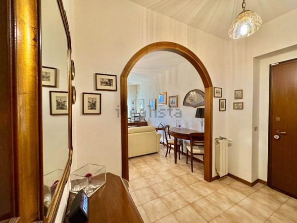 appartamento in vendita a Lucca in zona zona Mugnano