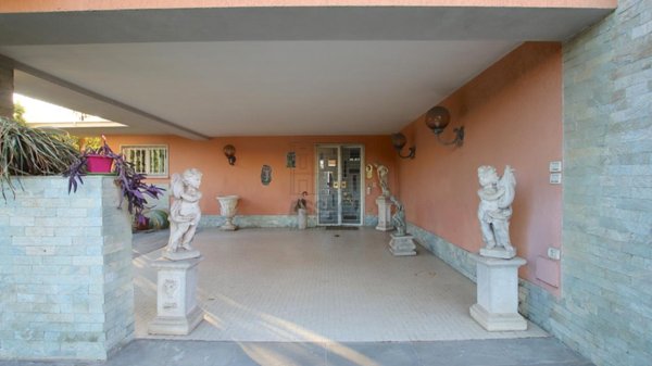 casa indipendente in vendita a Lucca in zona Zona San Concordio