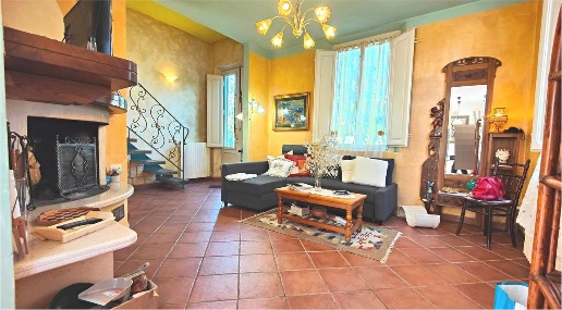 casa indipendente in vendita a Lucca in zona zona SS. Annunziata