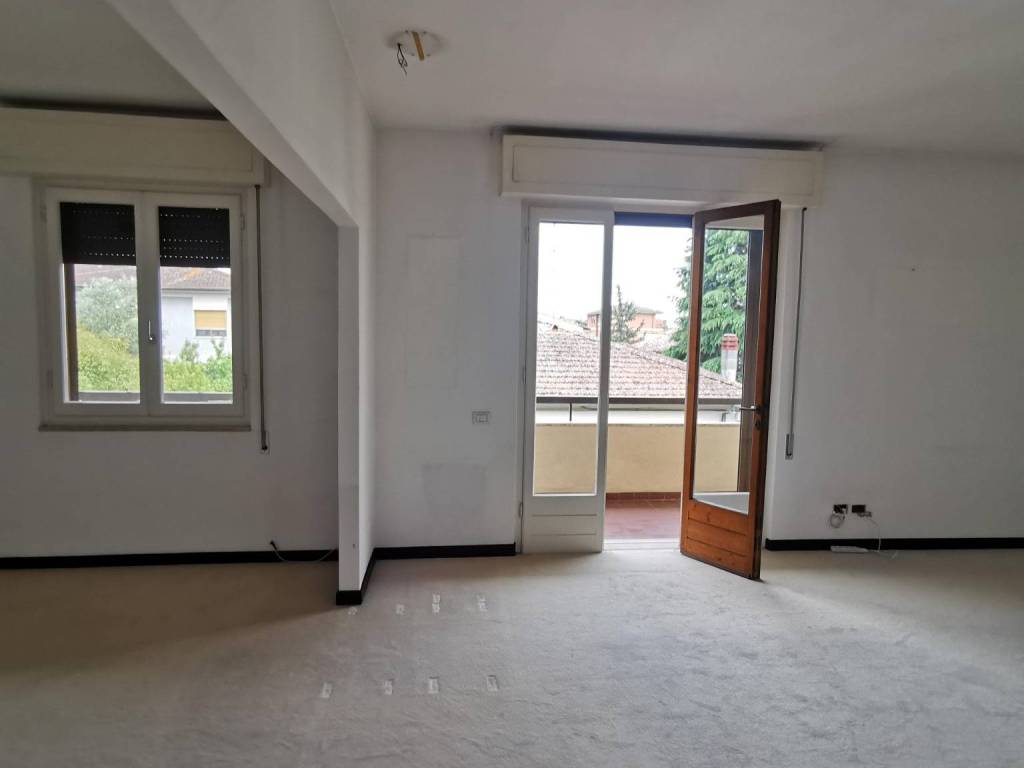 appartamento in vendita a Lucca in zona zona Mugnano