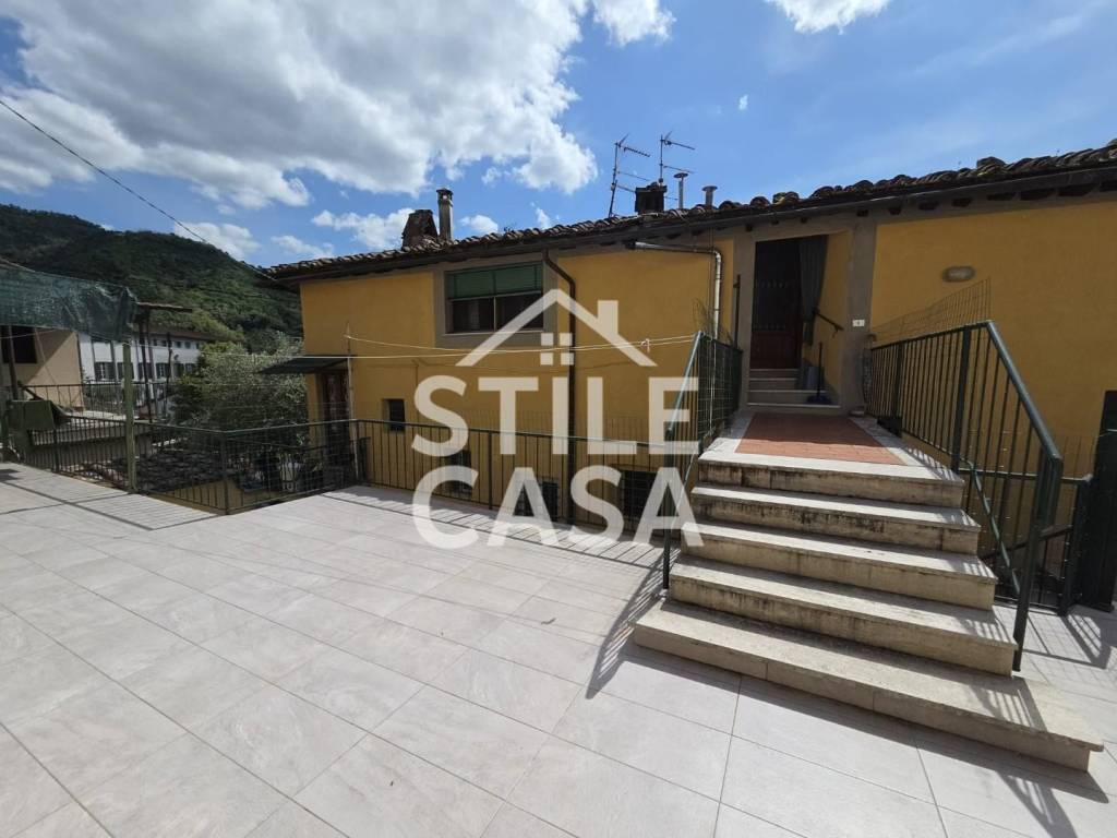 appartamento in vendita a Lucca in zona Aquilea