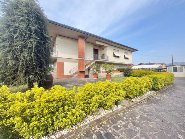 appartamento in vendita a Lucca in zona San Pietro a Vico