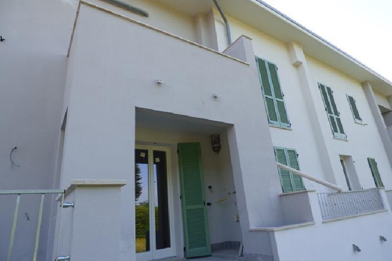 appartamento in vendita a Lucca in zona San Macario in Piano