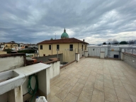 appartamento in vendita a Lucca in zona Centro Città