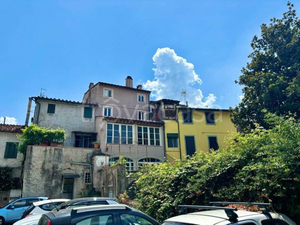 casa indipendente in vendita a Lucca in zona Ponte San Pietro