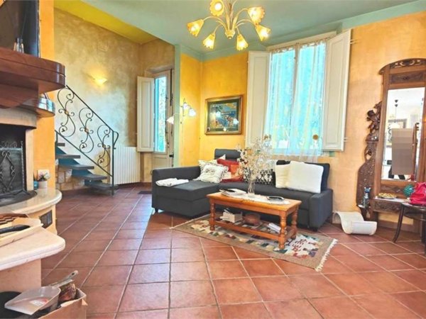 casa indipendente in vendita a Lucca in zona San Pietro a Vico