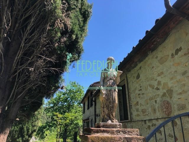 casa indipendente in vendita a Lucca